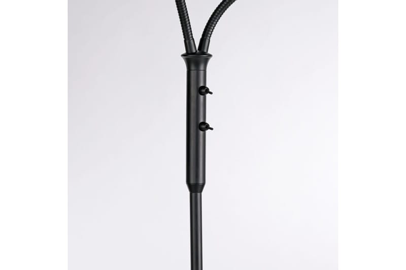 Loki Just Light Gulvlampe - Belysning - Innendørsbelysning & Lamper - Gulvlampe - Toarmet gulvlampe