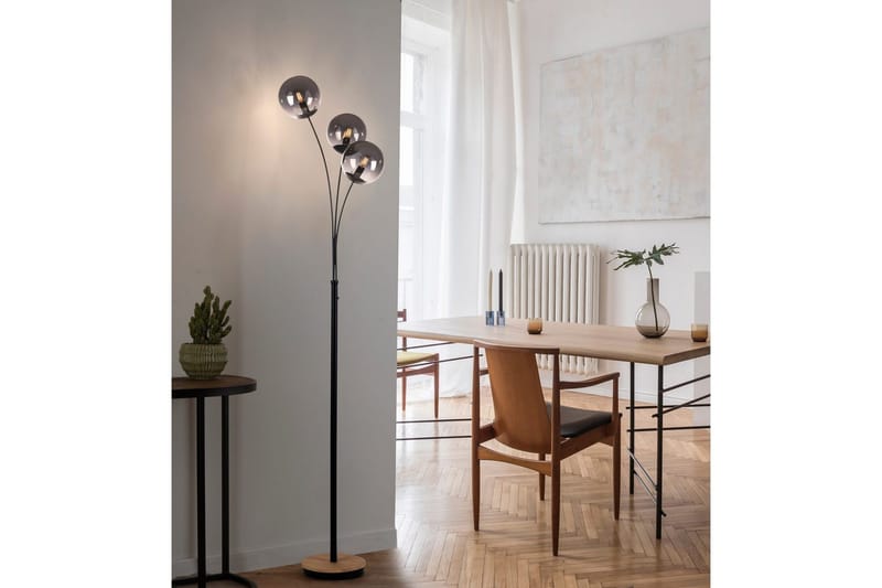 Widow Just Light Gulvlampe - Belysning - Innendørsbelysning & Lamper - Soveromslampe