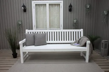 Rimforsa Hagesofa - Hvitglasert Furu - Hagemøbler - Utesofa - Benker