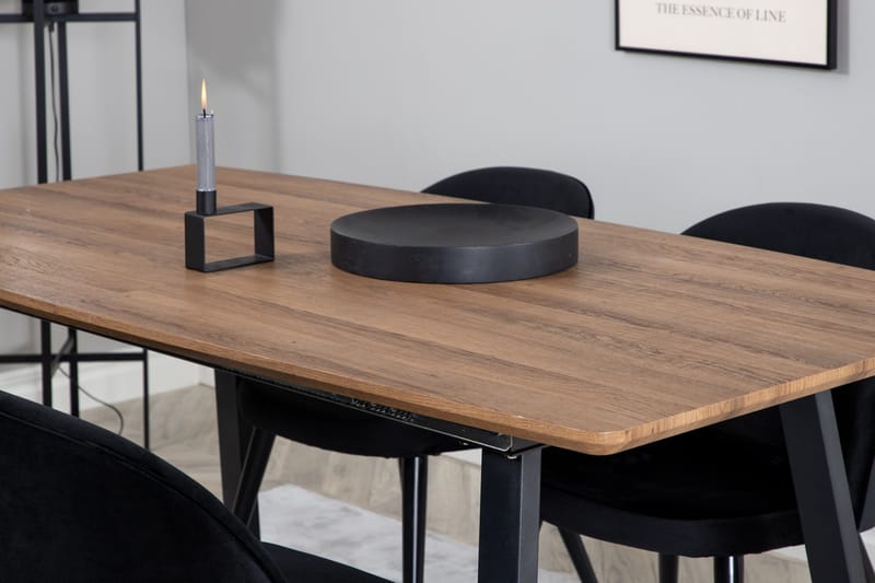 Spisegruppe Venture Home Inca spisegruppe 160 cm rektangulær med 4 Velvet-stoler Svart/Natur - Møbler - Bord - Spisegrupper