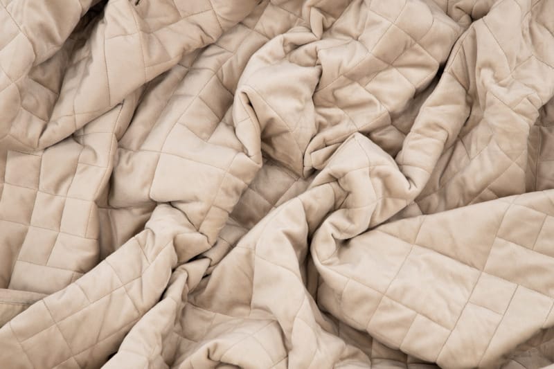 Jilly Sengeteppe 80x260 cm - Beige - Tekstiler - Sengetøy - Sengeteppe - Sengeteppe dobbeltseng
